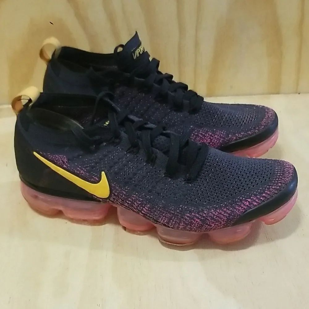 Nike Air Vapormax Flyknit 2 Running Shoes Men's 9 1/2 Wmn's 11
